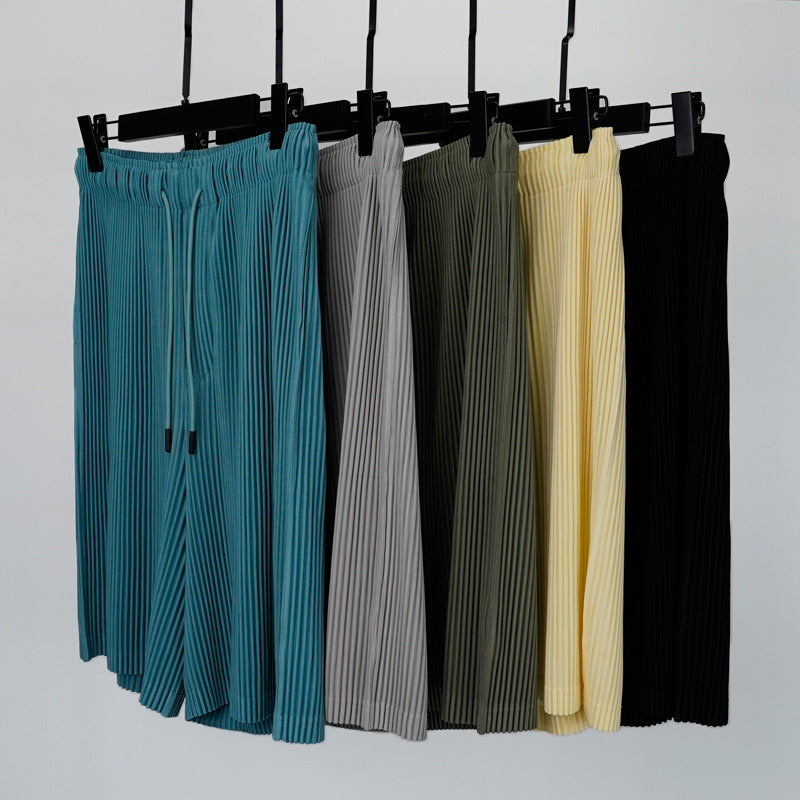 Men’s Pleated Loose-Fit Casual Short